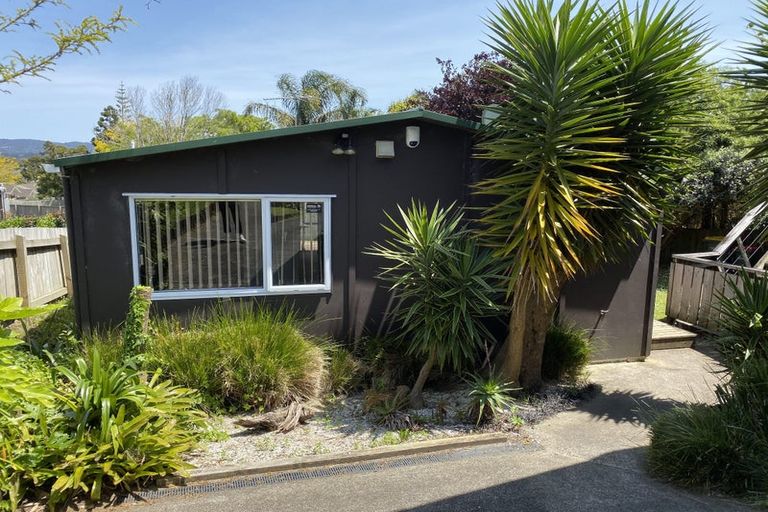 Photo of property in 57 View Road, Henderson, Auckland, 0612
