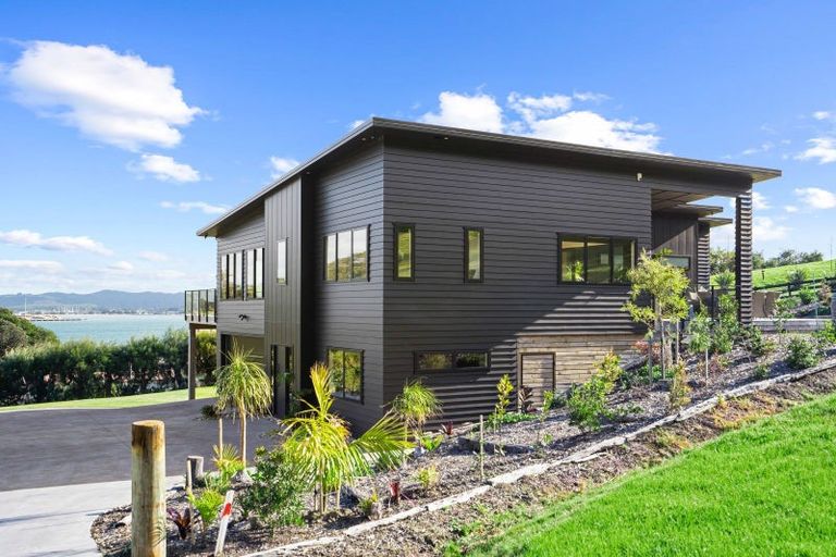 Photo of property in 6 Lort Point Lane, Whangarei Heads, Whangarei, 0174