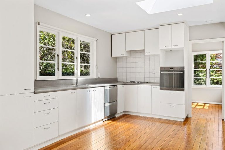 Photo of property in 105 Glandovey Road, Strowan, Christchurch, 8052