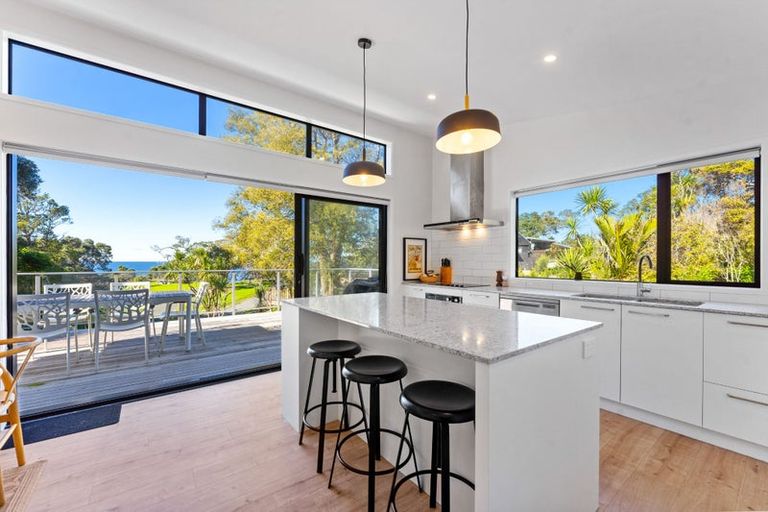 Photo of property in 1 Spray Crescent, Leigh, 0985