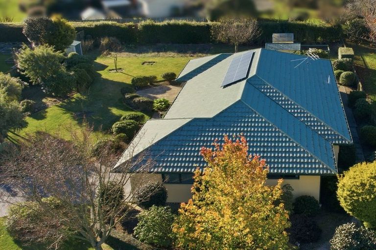 Photo of property in 14 Craigieburn Street, Darfield, 7510