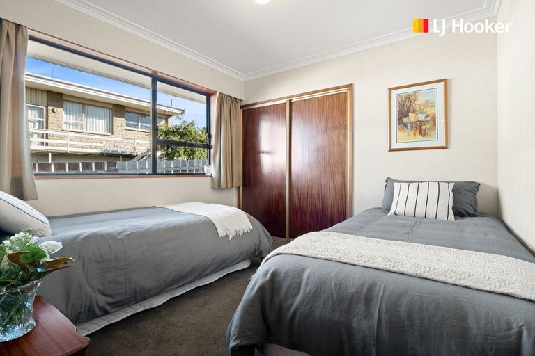 Photo of property in 5-5a Mornington Road, Balaclava, Dunedin, 9011