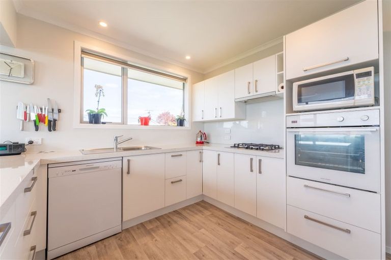 Photo of property in 19 Greta Street, South Hill, Oamaru, 9400