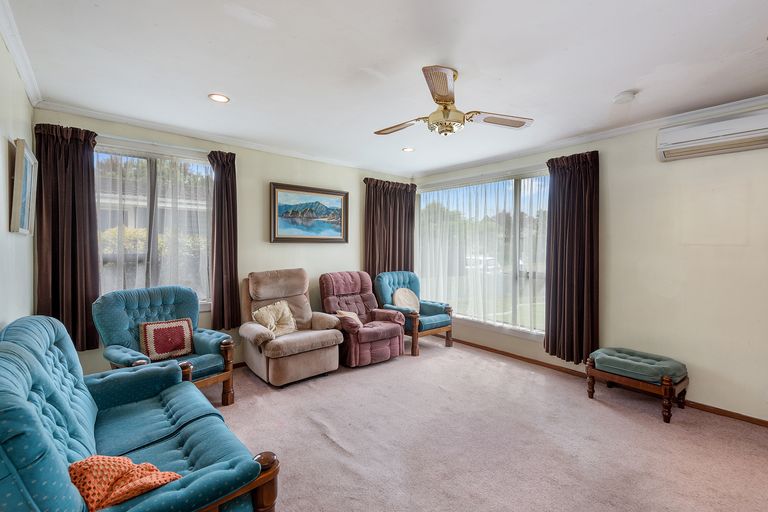 Photo of property in 23 Tensing Place, Sockburn, Christchurch, 8042