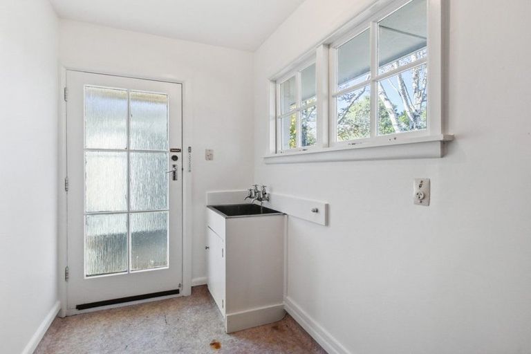 Photo of property in 2/170 Waimairi Road, Ilam, Christchurch, 8041