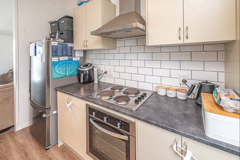 Photo of property in 79a Matai Street, Castlecliff, Wanganui, 4501