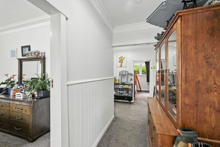 Photo of property in 283 Main South Road, Green Island, Dunedin, 9018