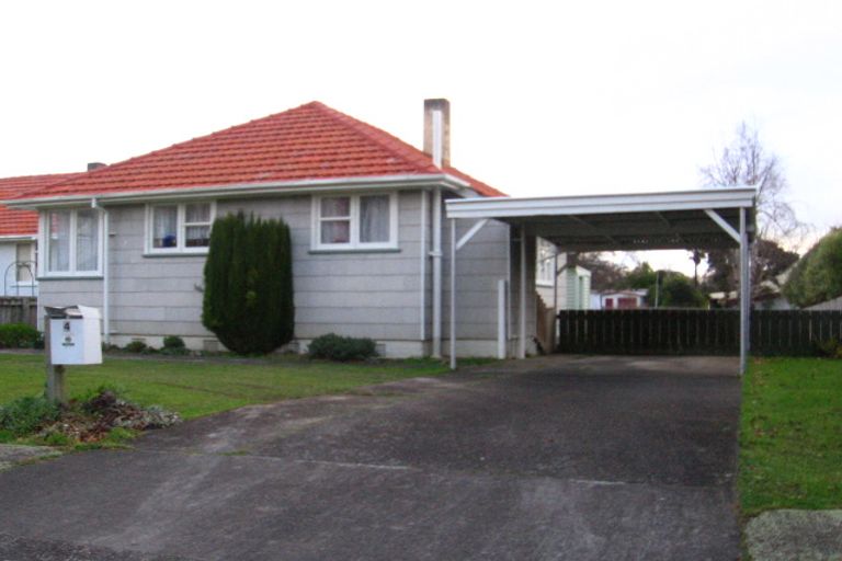 Photo of property in 4 Belfast Place, Roslyn, Palmerston North, 4414