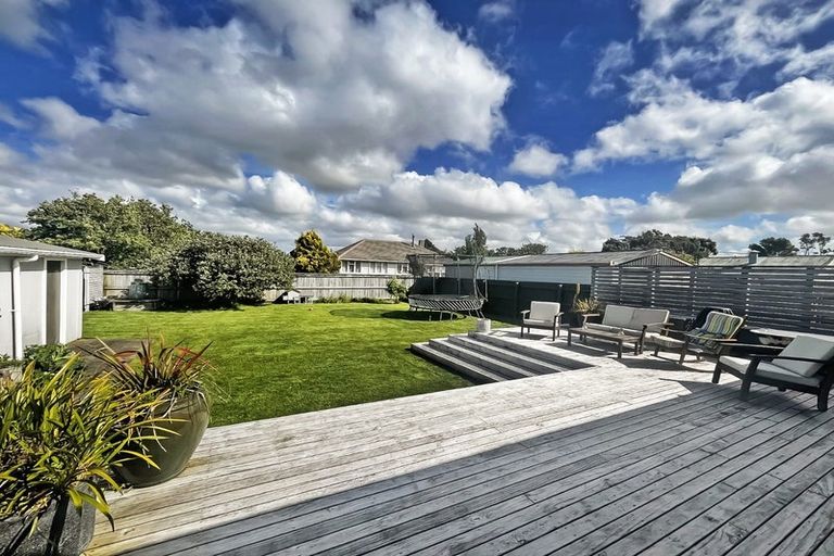 Photo of property in 10 Aberdeen Avenue, Takaro, Palmerston North, 4412