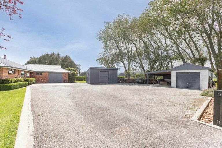 Photo of property in 11 Victoria Road, Westport, 7892