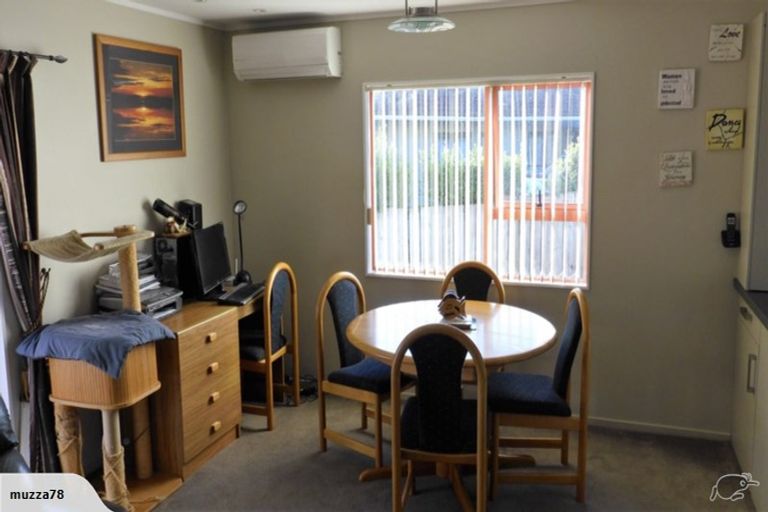 Photo of property in 4 William Hadlow Place, Hatfields Beach, Orewa, 0931