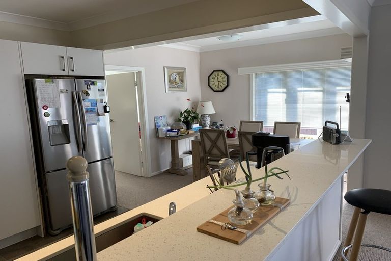 Photo of property in 60a Opaheke Road, Opaheke, Papakura, 2113