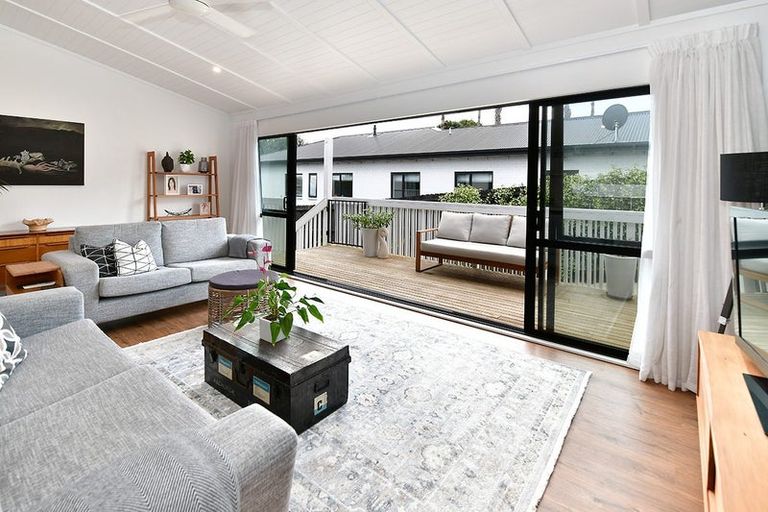 Photo of property in 4 Serene Place, Gulf Harbour, Whangaparaoa, 0930