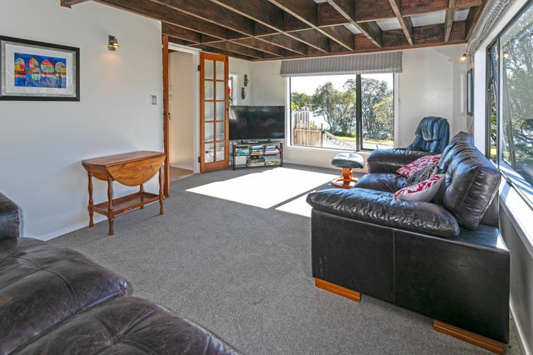 Photo of property in 223 Tukere Drive, Whangamata, 3620