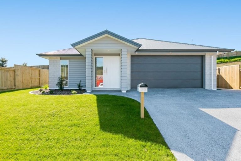 Photo of property in 23 Whakaturou Crescent, Pyes Pa, Tauranga, 3112