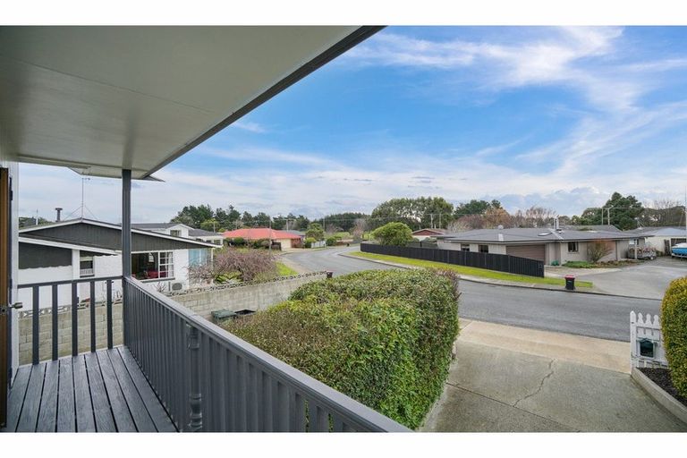 Photo of property in 27 Kildare Drive, Waikiwi, Invercargill, 9810