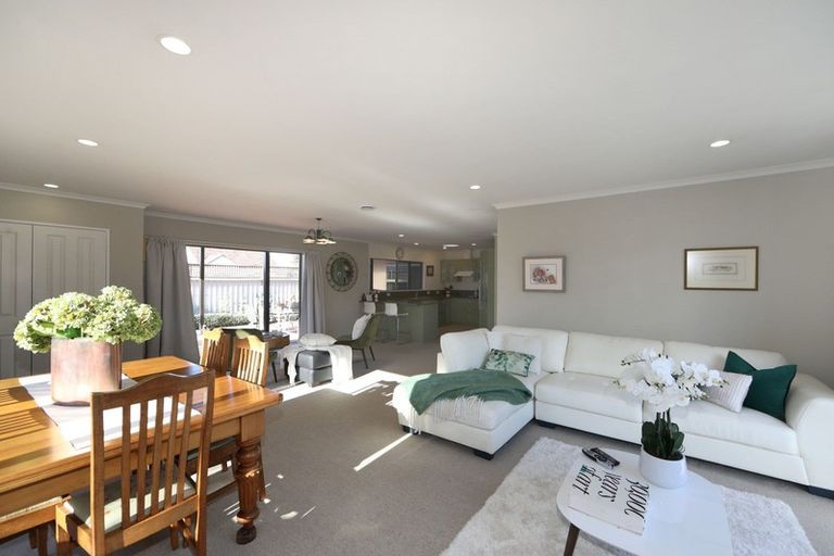 Photo of property in 804a Victoria Street, Parkvale, Hastings, 4122