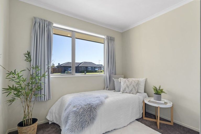 Photo of property in 37 Reuben Avenue, Rolleston, 7615