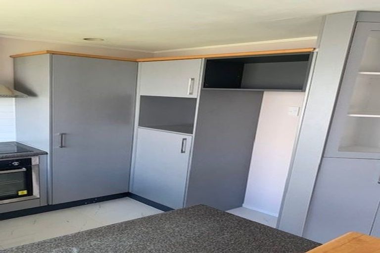 Photo of property in 209 Walter Strevens Drive, Conifer Grove, Takanini, 2112