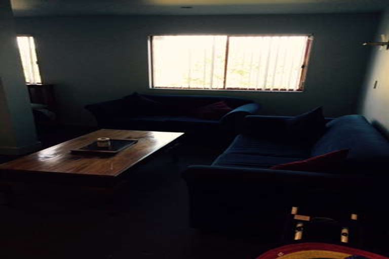 Photo of property in 39c Rangeview Road, Sunnyvale, Auckland, 0612