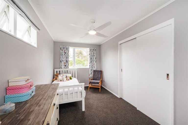 Photo of property in 11 Erin Street, Hokowhitu, Palmerston North, 4410