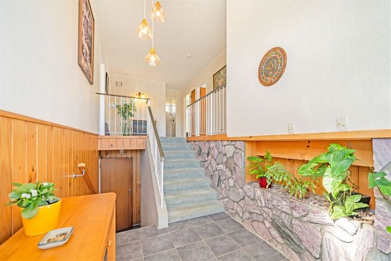 Photo of property in 5 Kukupa Grove, Heretaunga, Upper Hutt, 5018