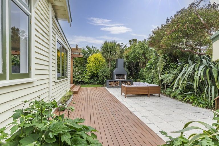 Photo of property in 24 Marsden Avenue, Karori, Wellington, 6012
