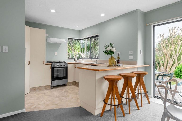 Photo of property in 23 Kingsway Crescent, Forest Lake, Hamilton, 3200