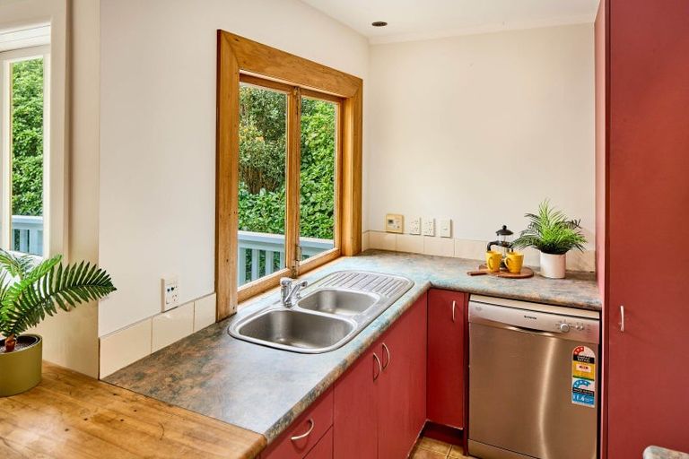 Photo of property in 182a Darlington Road, Miramar, Wellington, 6022