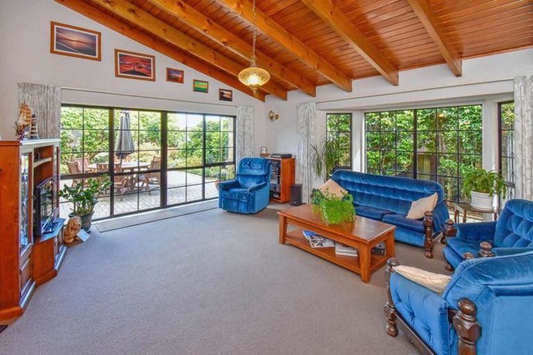 Photo of property in 40 Barnhill Crescent, Pahurehure, Papakura, 2113