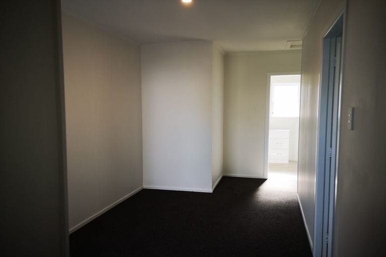 Photo of property in 706 Te Atatu Road, Te Atatu Peninsula, Auckland, 0610