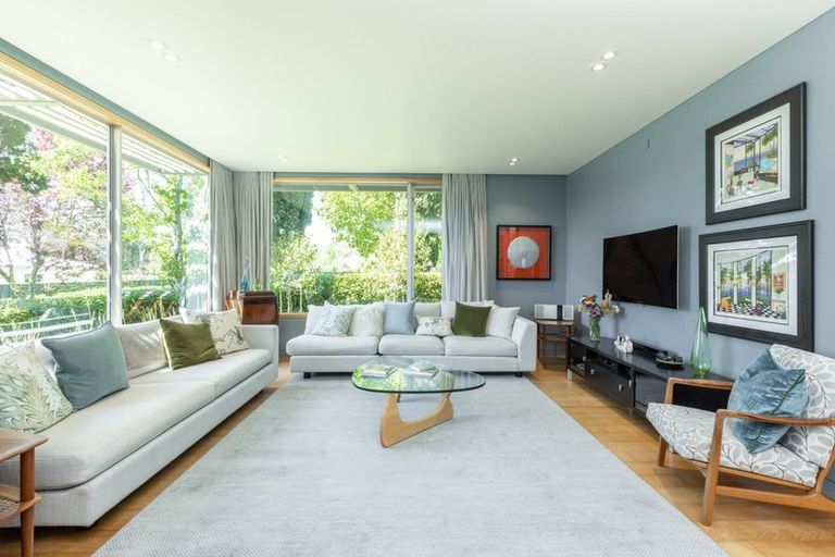 Photo of property in 3/5 Tanner Street, Havelock North, 4130