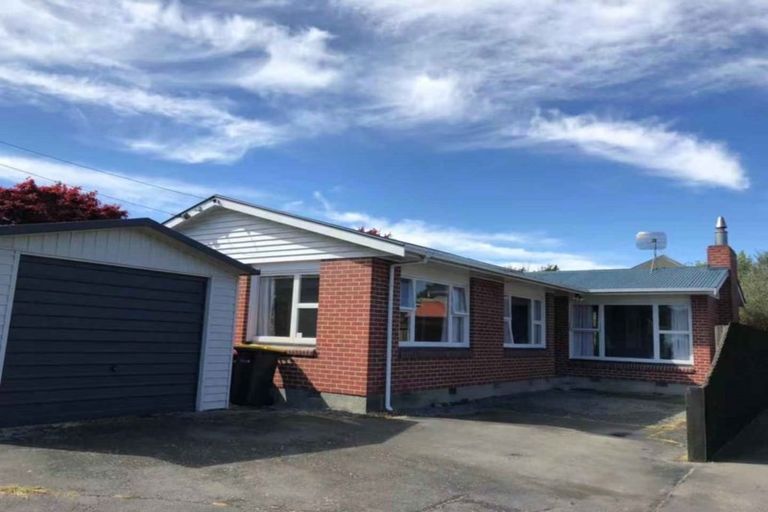 Photo of property in 97 Maidstone Road, Ilam, Christchurch, 8041