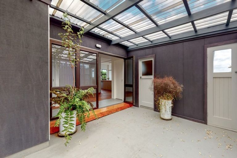 Photo of property in 4 The Parade, Paekakariki, 5034