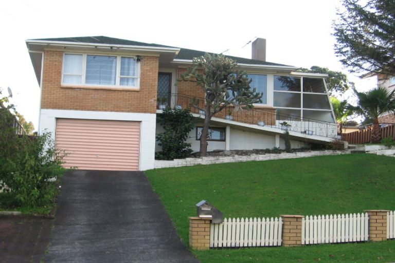 Photo of property in 42 Angelo Avenue, Howick, Auckland, 2014