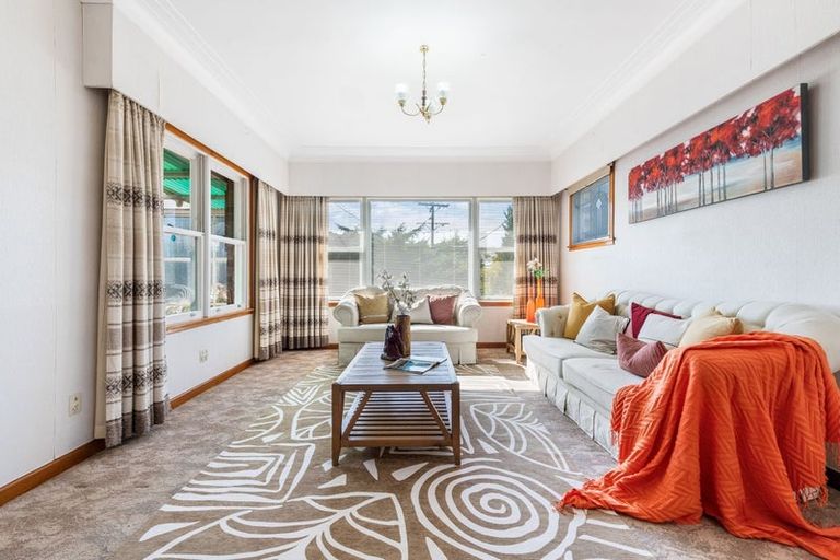 Photo of property in 69 Willerton Avenue, New Lynn, Auckland, 0600