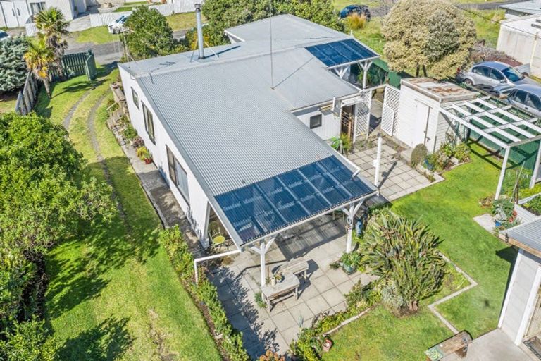 Photo of property in 32 Muapoko Street, Himatangi Beach, Foxton, 4891