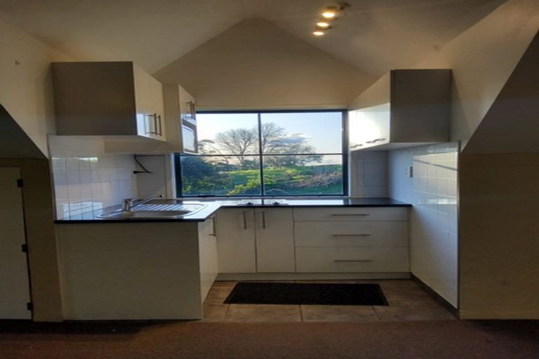 Photo of property in 86 Point View Drive, East Tamaki Heights, Auckland, 2016