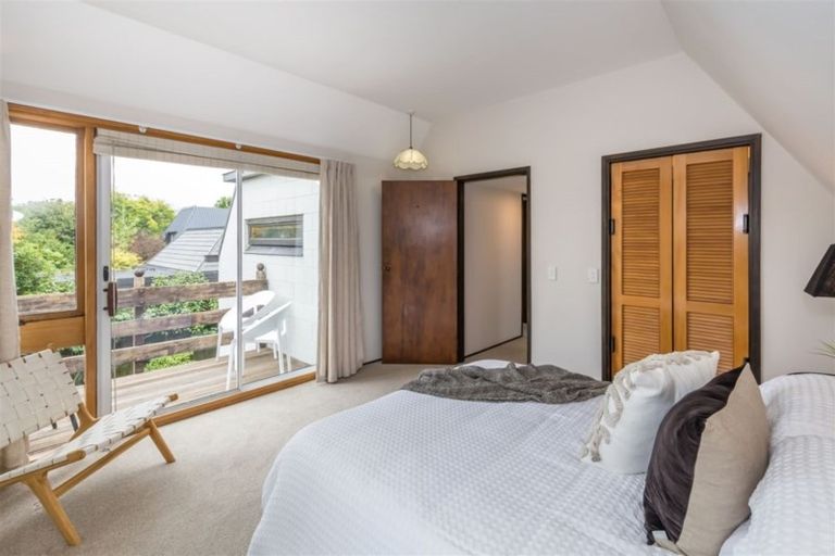 Photo of property in 76b Memorial Avenue, Ilam, Christchurch, 8053