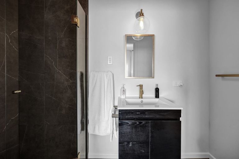 Photo of property in 56 Vogel Street, Hawera, 4610