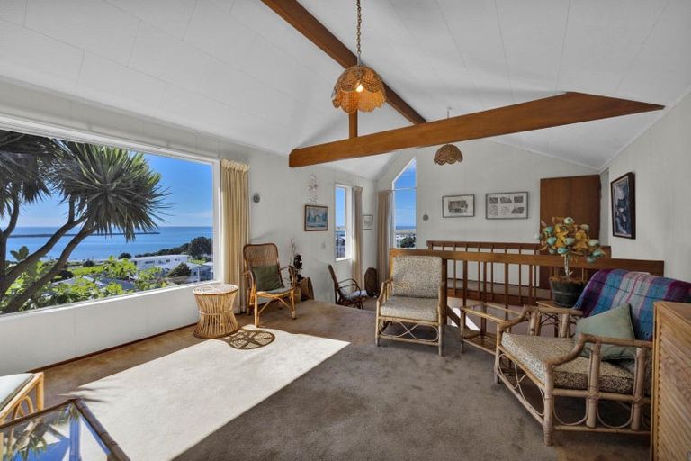 Photo of property in 22 Bayly Road, Moturoa, New Plymouth, 4310