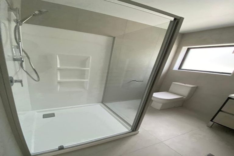 Photo of property in 10 Richard Petterd Way, Swanson, Auckland, 0614