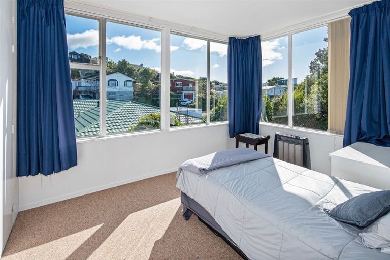 Photo of property in 54 Bassett Road, Johnsonville, Wellington, 6037