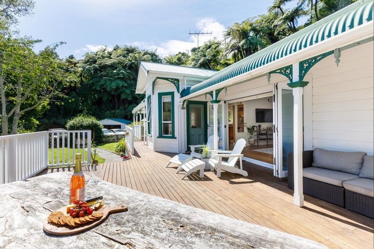 Photo of property in 160a Frankley Road, Frankleigh Park, New Plymouth, 4310