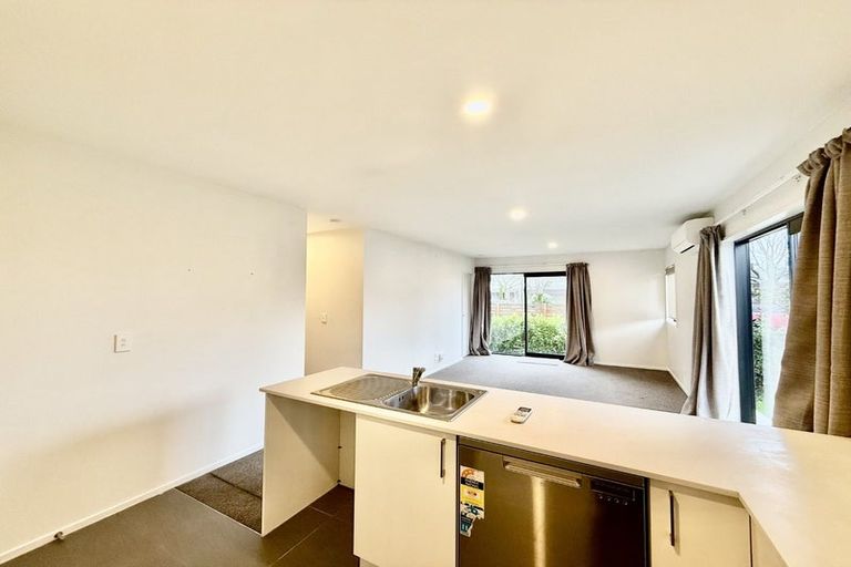 Photo of property in 2 League Lane, Phillipstown, Christchurch, 8011