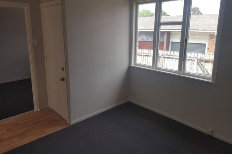 Photo of property in 44b Swaffield Road, Papatoetoe, Auckland, 2025