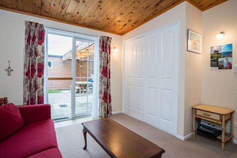 Photo of property in 12 Hillside Avenue, Mangawhai Heads, Mangawhai, 0505