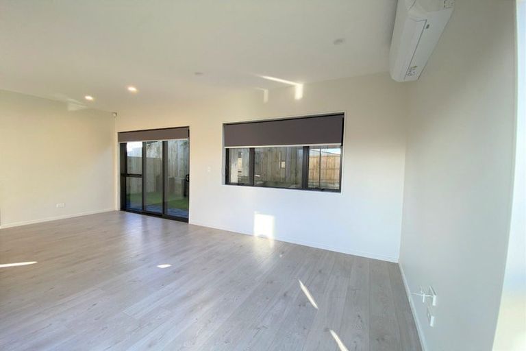 Photo of property in 7/39 Renata Crescent, Te Atatu Peninsula, Auckland, 0610