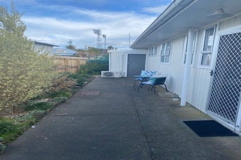 Photo of property in 2/77 Nelson Crescent, Napier South, Napier, 4110