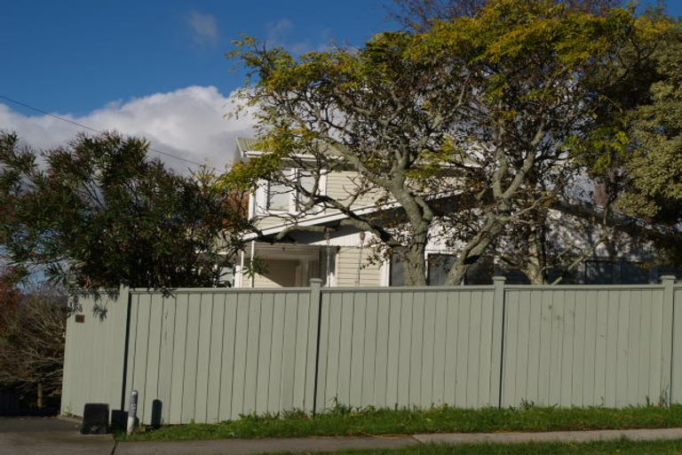 Photo of property in 16 Minerva Terrace, Cockle Bay, Auckland, 2014